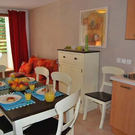 Lagrange Grand Bleu Vacances – Résidence La Closerie Barjac  Extérieur photo