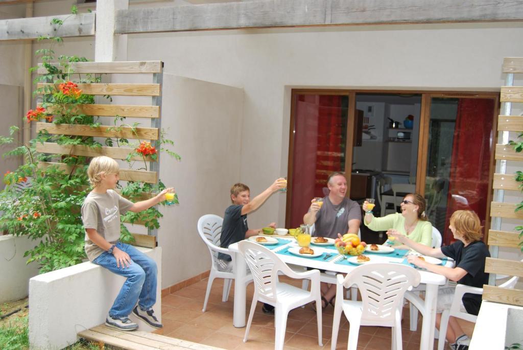 Village de vacances Lagrange Grand Bleu – Résidence La Closerie Barjac (Gard)